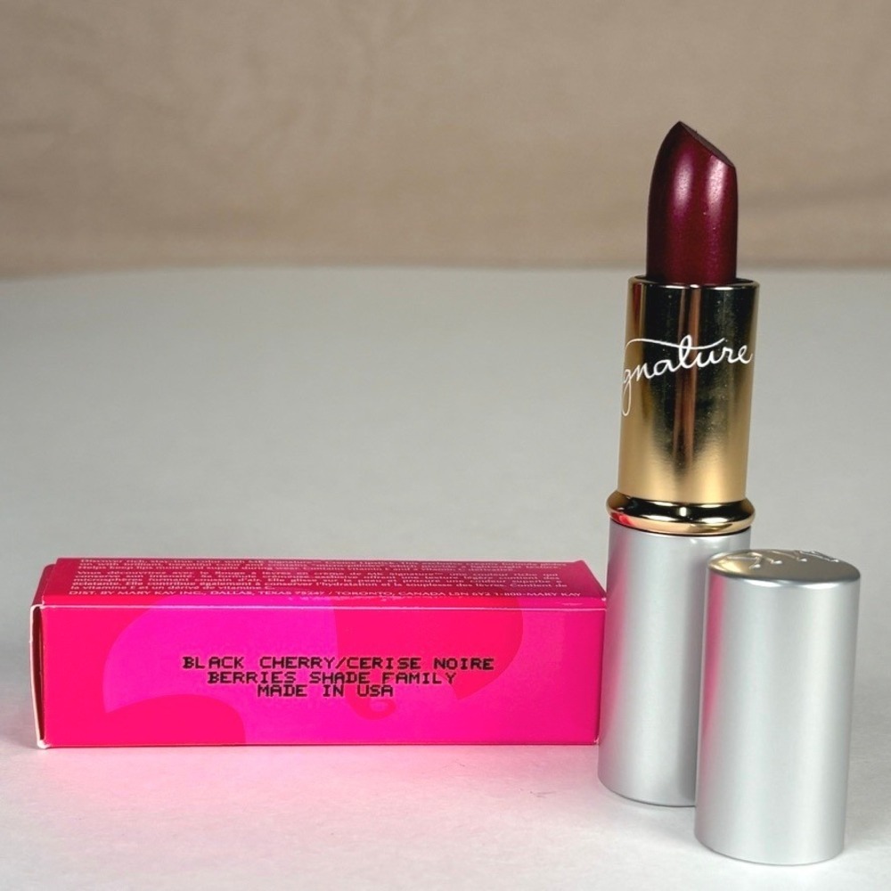 NEW Mary Kay BLACK CHERRY MK Signature Creme Lipstick 0.13oz NOS 2348 - Picture 2 of 2